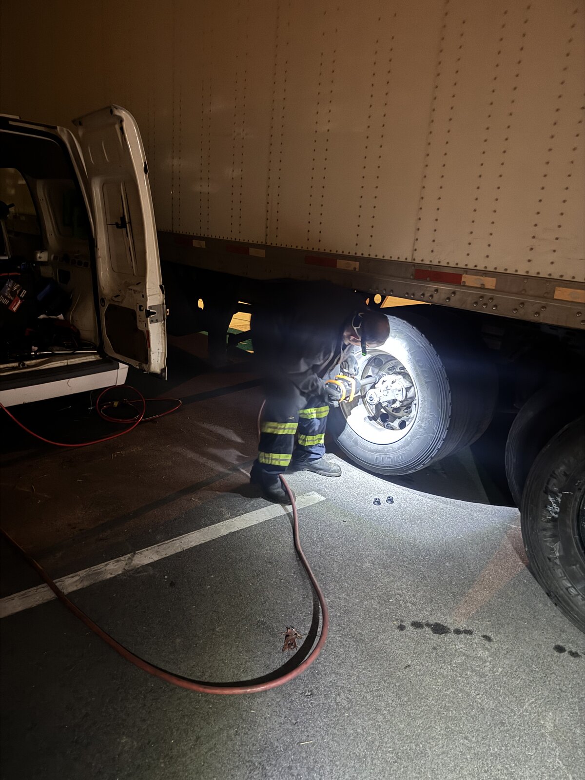 Local vs. Long-Distance Towing: What's the Difference?